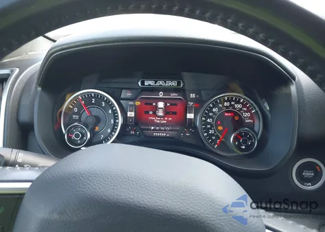 2021 Ram 1500 Big Horn 4X4 5'7 Box from USA, damaged, VIN 1C6SRFFT5MN615663